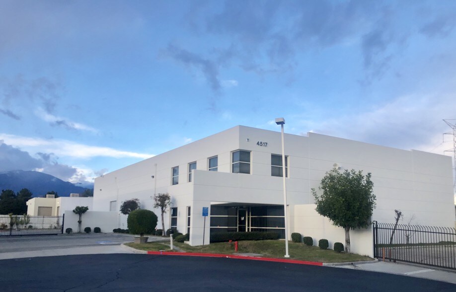 Primary Photo Of 4517 Littlejohn St, Baldwin Park Warehouse For Sale