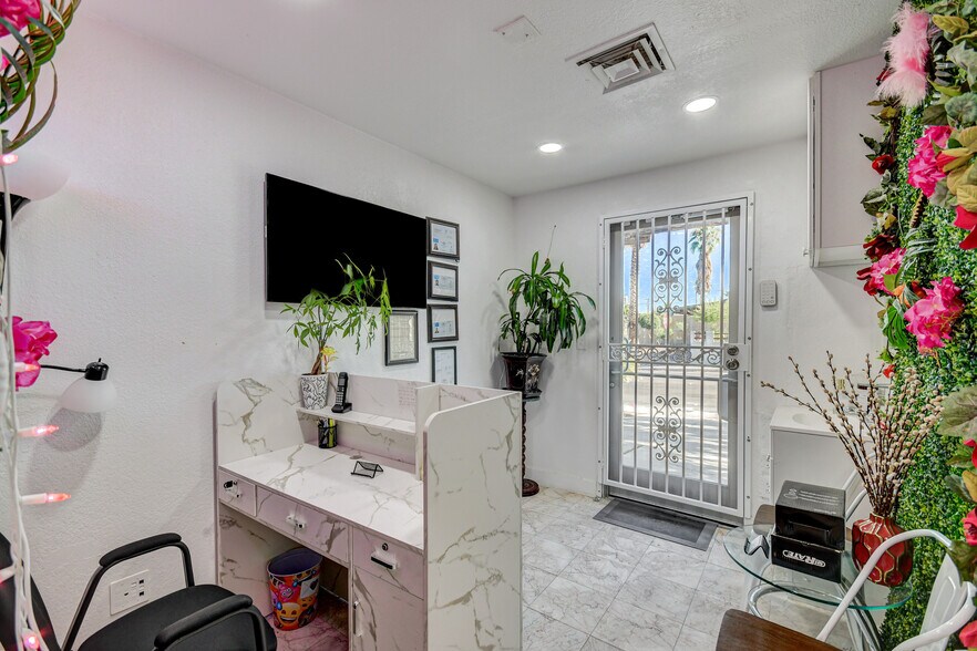 More Photos Of 3097 S Decatur Blvd, Las Vegas Office Residential For Sale
