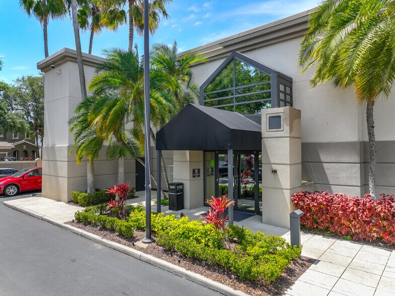 More Photos Of 3709 W Jetton Ave, Tampa Office For Sale