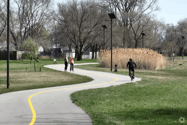 More Photos Of 9620 Farmer Dr, Highland Apartments For Sale