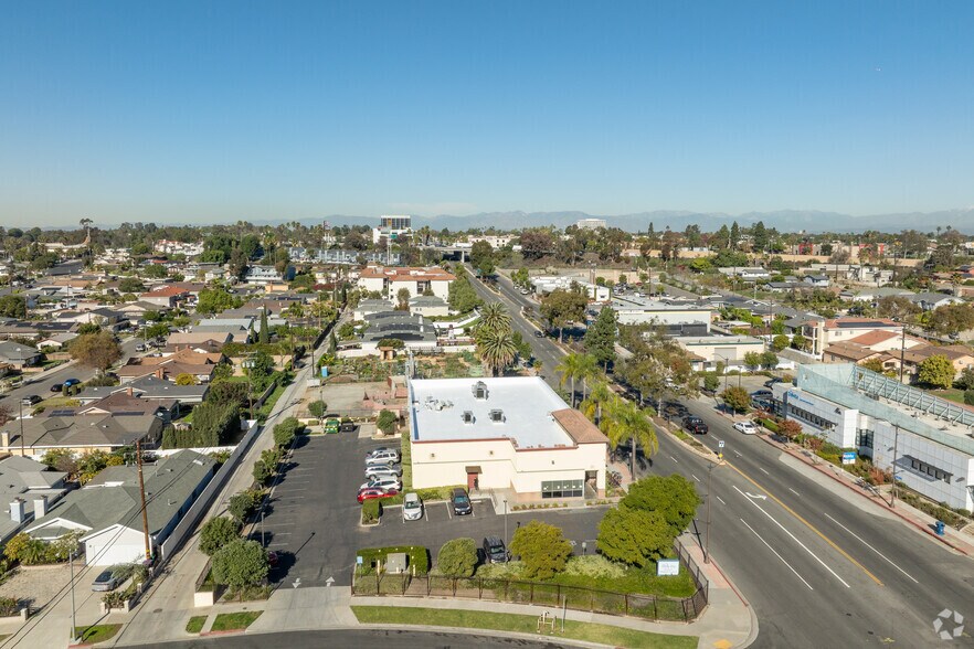 More Photos Of 3111 Long Beach Blvd, Long Beach Medical For Sale