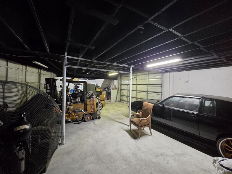 More Photos Of 3001 Jean Lafitte Pky, Chalmette Light Distribution For Sale