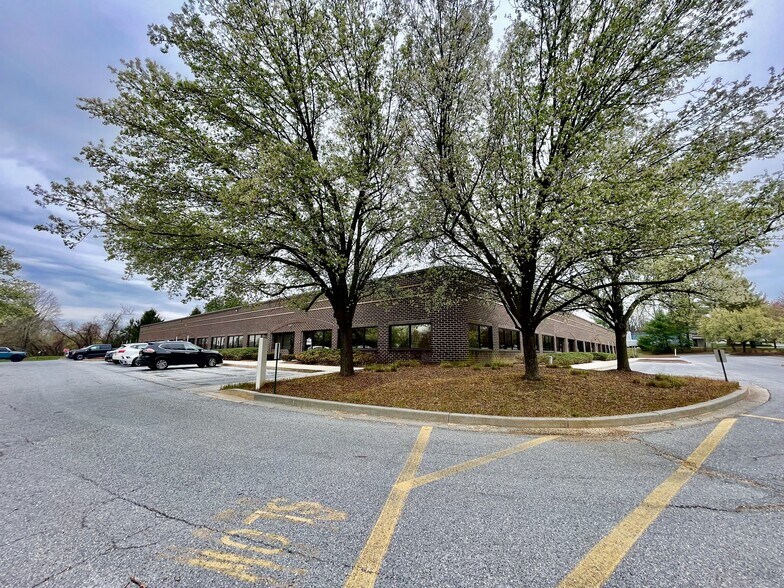 More Photos Of 3600 Crondall Ln, Owings Mills Light Manufacturing For Lease