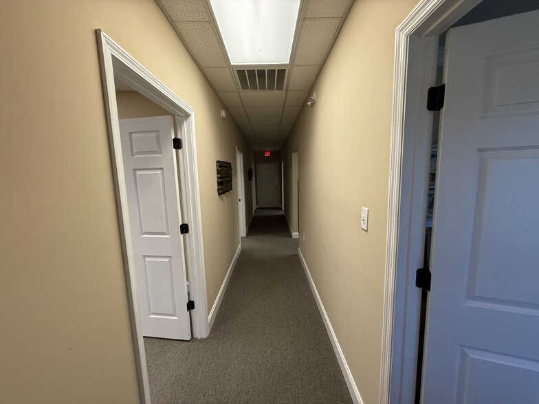 More Photos Of 5025-5029 Parham Rd, Grovetown Self Storage For Lease