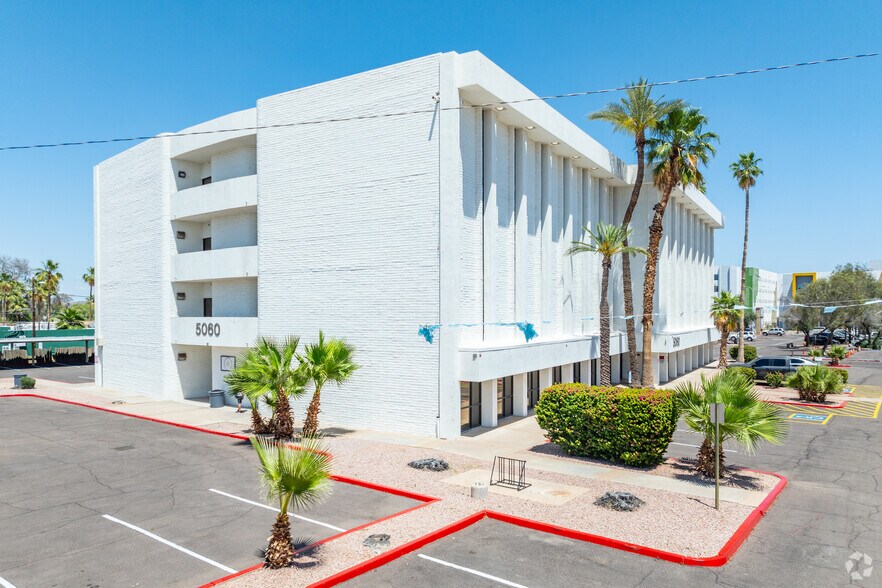 More Photos Of 5060 N 19th Ave, Phoenix Office For Sale