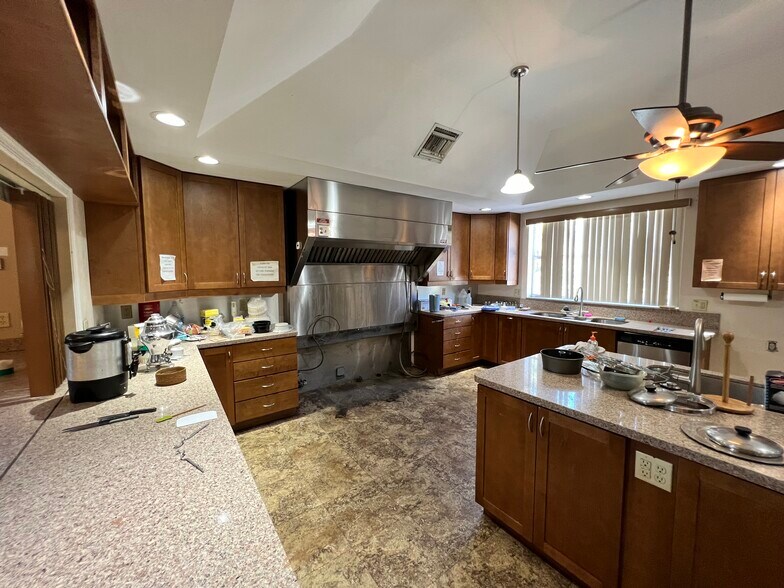 More Photos Of 491 E Main St, Pahokee Religious Facility For Sale