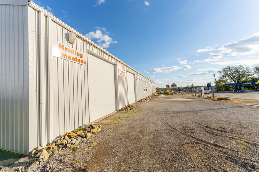 More Photos Of 3040 Freeport Rd, Natrona Heights Warehouse For Sale