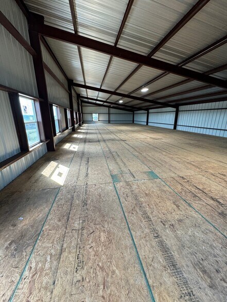 More Photos Of 133 Glosson Ranch Rd, Dripping Springs Warehouse For Sale