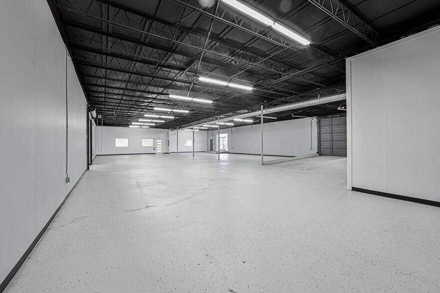More Photos Of 102 S Shaver St, Pasadena Warehouse For Sale