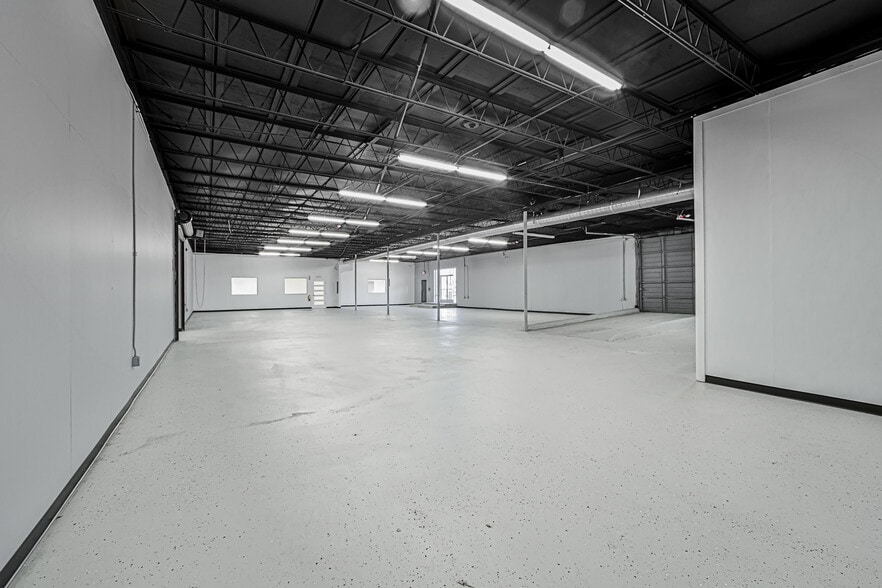 More Photos Of 102 S Shaver St, Pasadena Warehouse For Lease