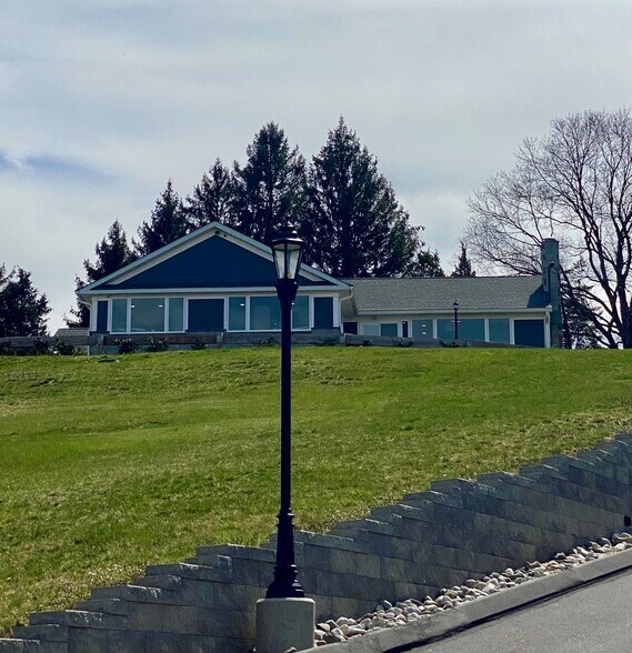 More Photos Of 1087 Taylorsville Rd, Washington Crossing Office For Lease