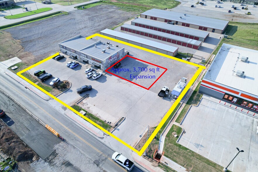 More Photos Of 7602 Us-277 Hwy, Elgin Storefront For Sale