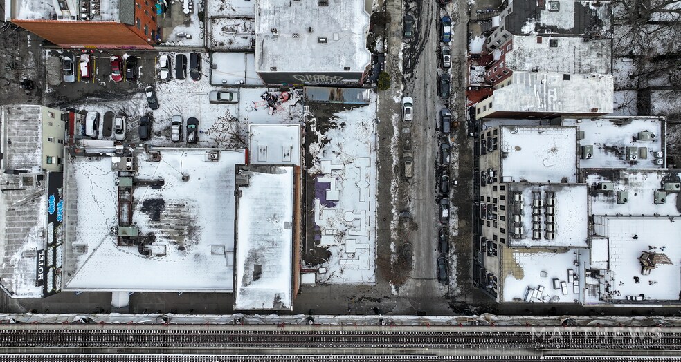 More Photos Of 11 Cornelia Street, Brooklyn Flex For Sale