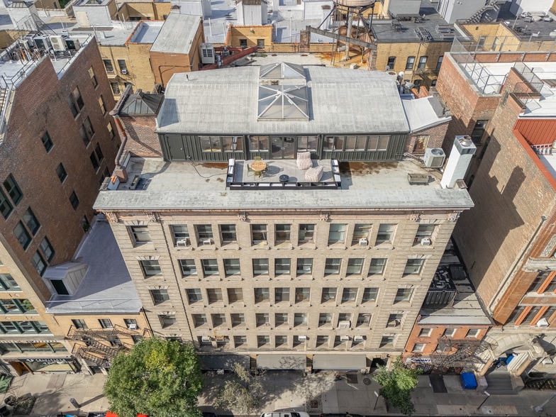 More Photos Of 114 W 17th St, New York Apartments For Sale