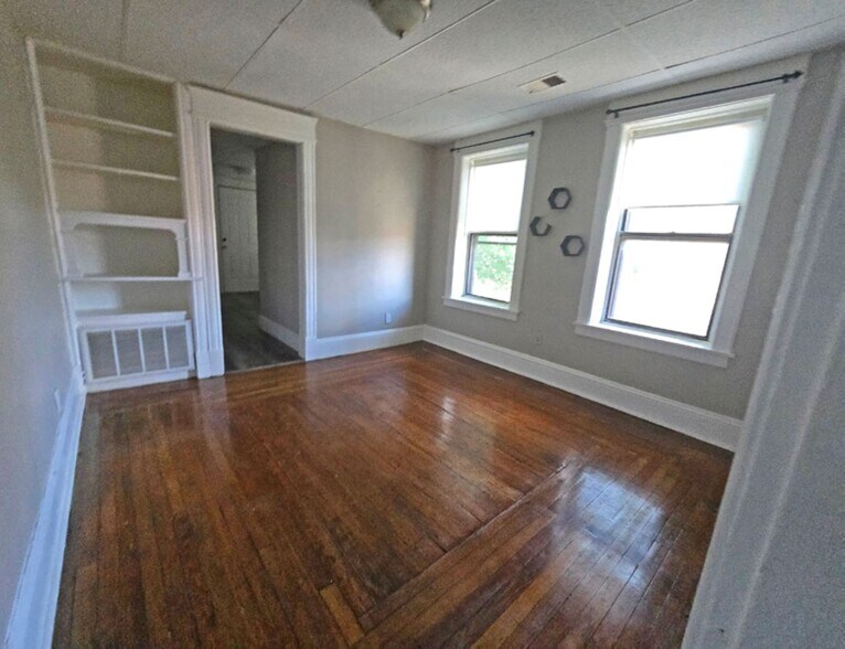 More Photos Of , Springfield Multifamily For Sale
