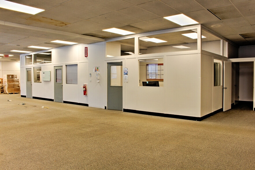 More Photos Of 150 Congress St, Keene Industrial For Sale