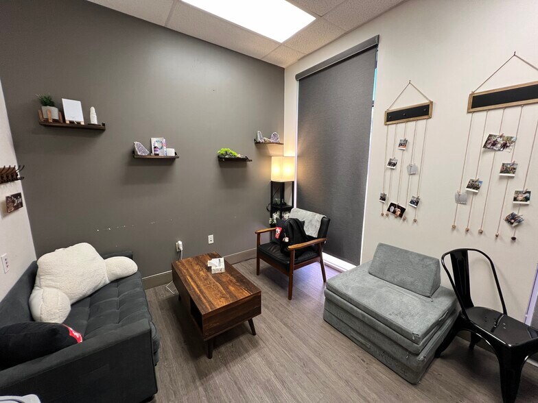 More Photos Of 202-238 E Bearss Ave, Tampa General Retail For Sale