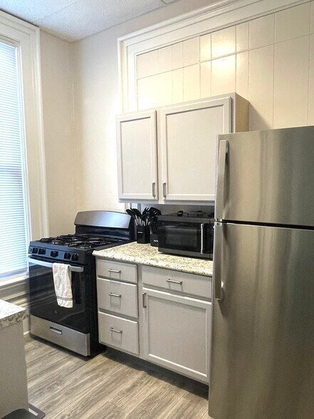 More Photos Of 1333 Scott St, Covington Apartments For Sale
