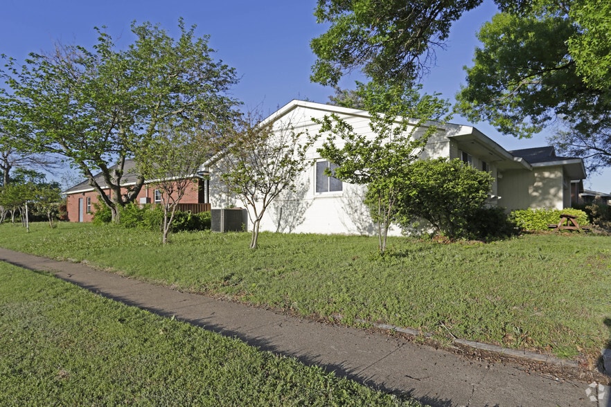 More Photos Of 1149 N Plano Rd, Garland Religious Facility For Sale