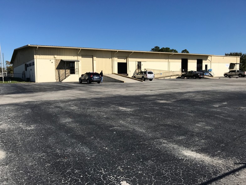 More Photos Of 10101 General Dr, Orlando Warehouse For Lease