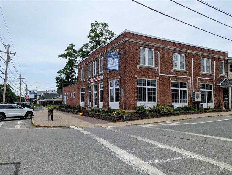 More Photos Of 209 Main St, Charlestown Storefront Retail Office For Lease