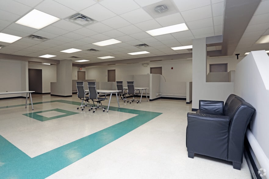 More Photos Of 7650 2nd Ave, Detroit Specialty For Lease