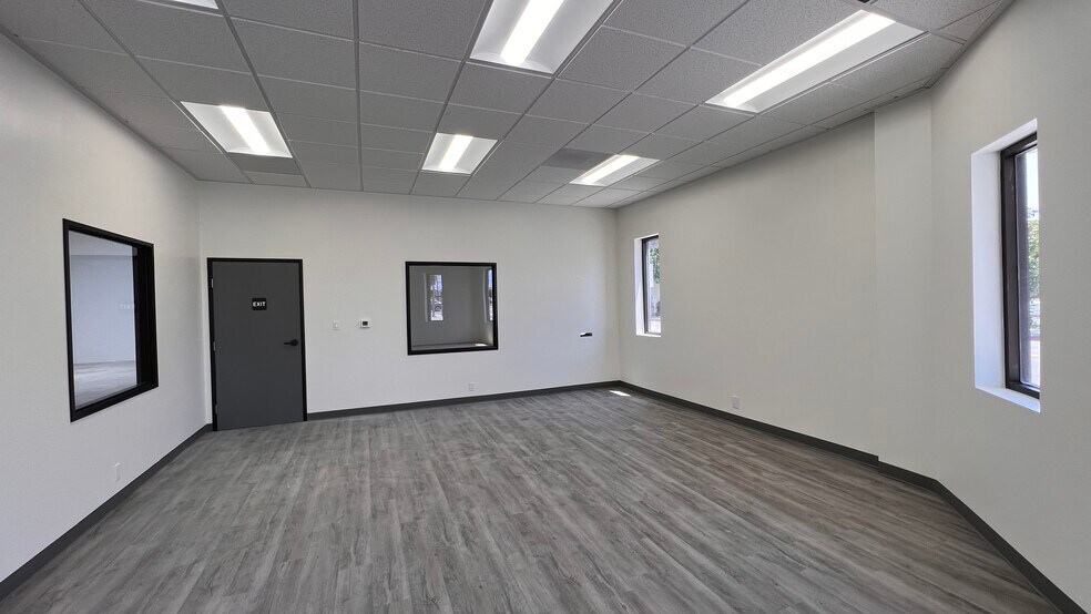 More Photos Of 1745 W 182nd St, Gardena Warehouse For Lease