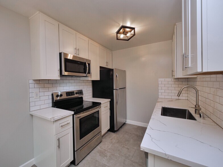 More Photos Of 631 Masonic Way, Belmont Apartments For Sale