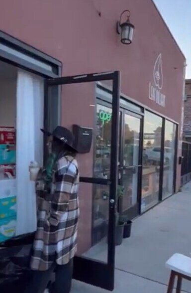 More Photos Of 201 E 2nd St, Pomona Storefront For Lease