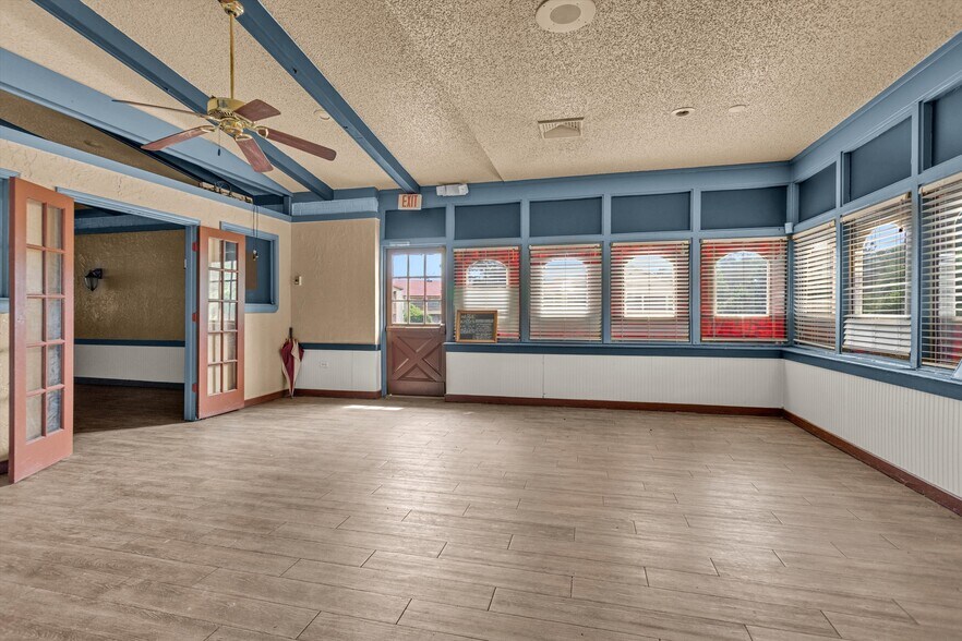 More Photos Of 235 E Gibson St, Jasper Restaurant For Lease