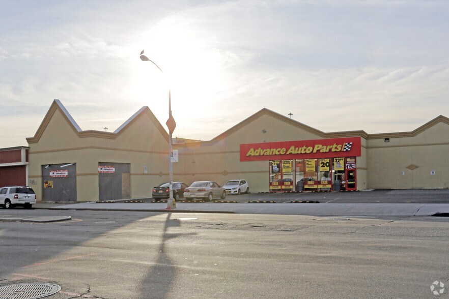 More Photos Of 18220 Jamaica Ave, Hollis Storefront Retail Office For Lease