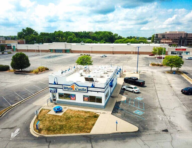 More Photos Of 8752 Michigan Rd, Indianapolis Department Store For Lease