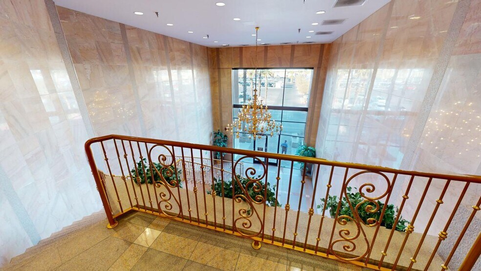 More Photos Of 9890 S Maryland Pky, Las Vegas Storefront Retail Office For Lease