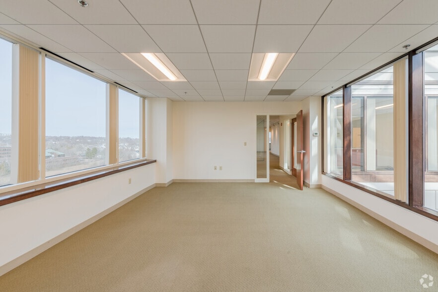More Photos Of 400 Crown Colony Dr, Quincy Office For Lease