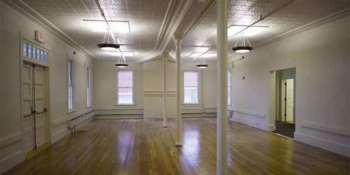 More Photos Of 681-683 Schofield Rd, San Francisco Schools For Lease