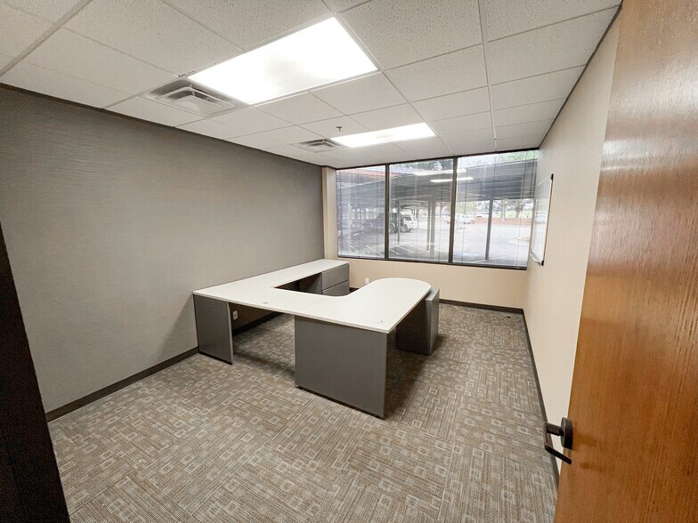 More Photos Of 3510 N A St, Midland Office For Lease