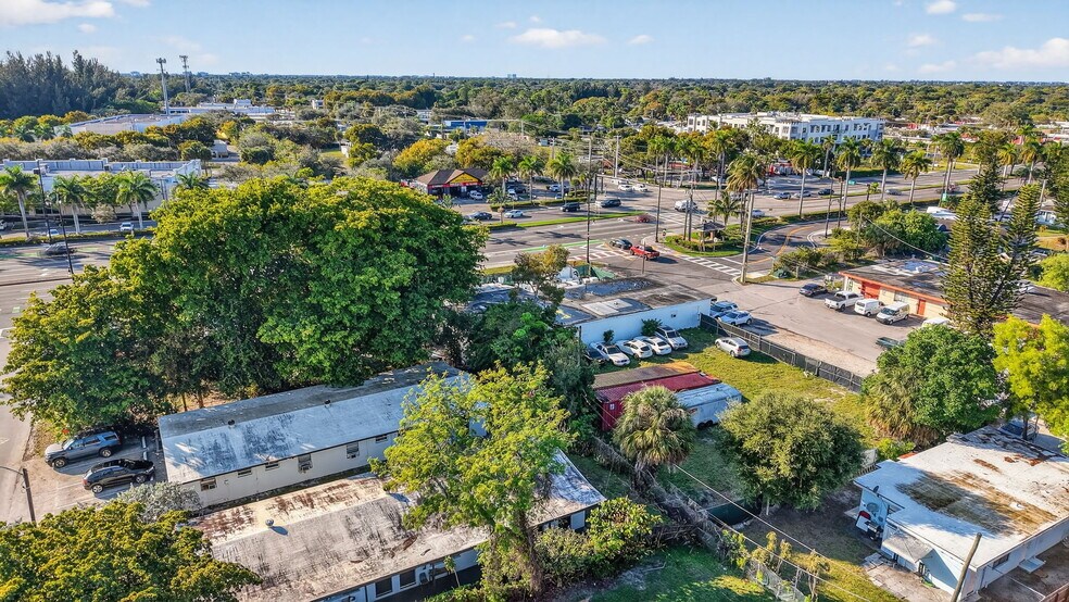 More Photos Of 3928 SW 12th Ct, Fort Lauderdale Manufacturing For Sale