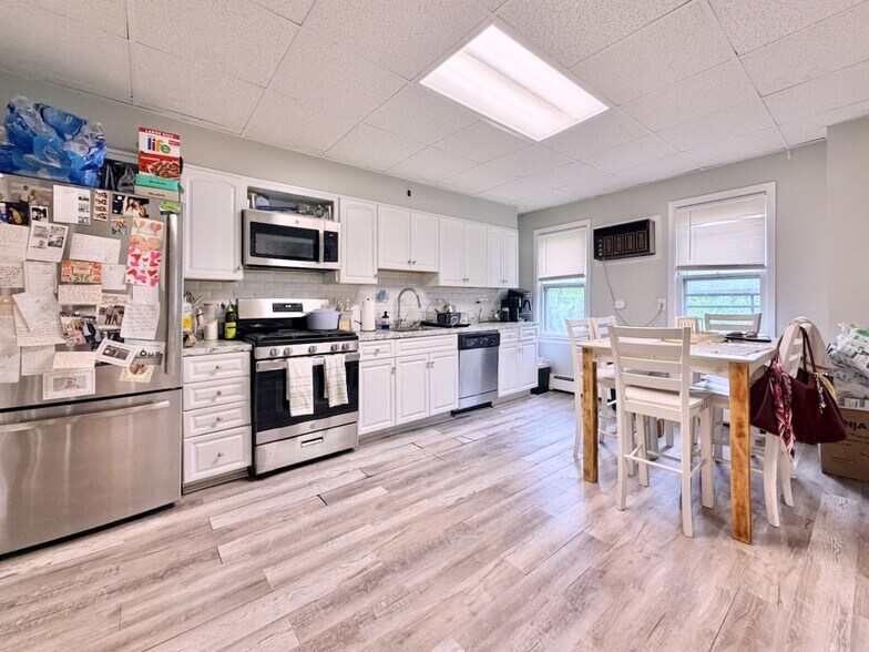 More Photos Of 227 Clinton St, Hoboken Apartments For Sale