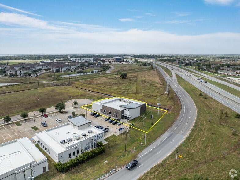 More Photos Of 7236 Medical Center Dr, Texas City Medical For Lease