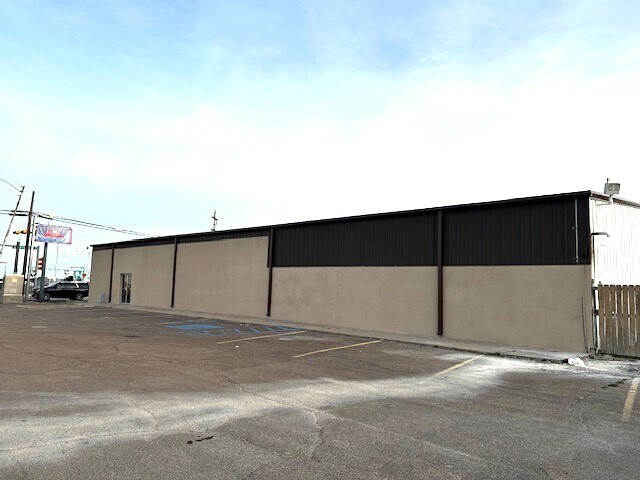 More Photos Of 900 N Nelson, Fort Stockton Freestanding For Lease