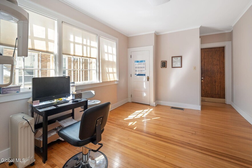 More Photos Of 1214 Union St, Schenectady Medical For Sale