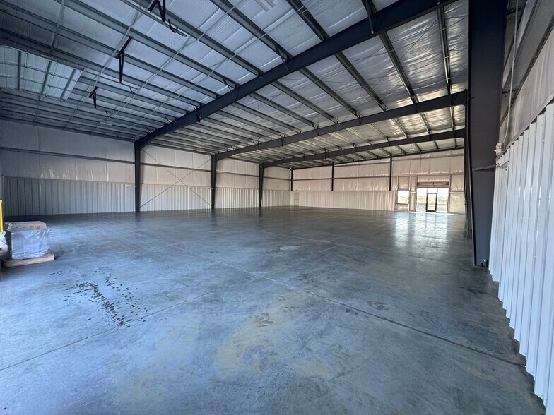 More Photos Of 18612 Kermier rd, Hockley Distribution For Sale