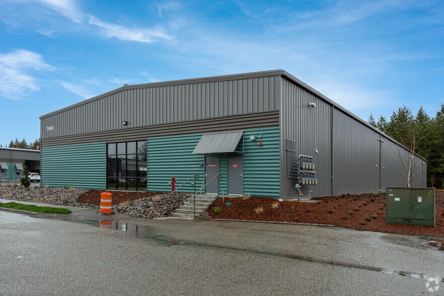 More Photos Of 7960 29th Ave NE, Lacey Distribution For Lease