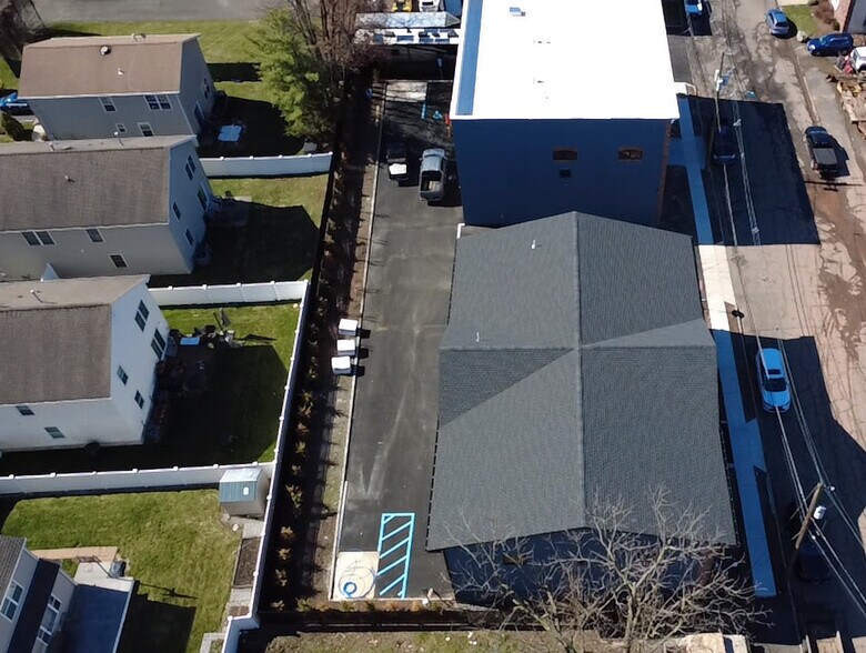 More Photos Of 2398 Beryllium Rd, Scotch Plains Warehouse For Sale