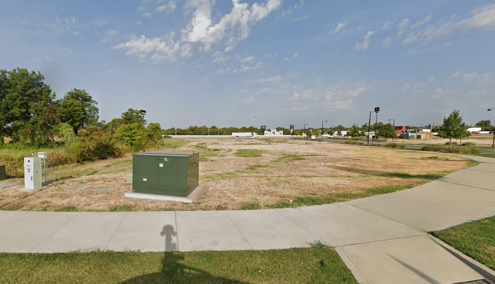 More Photos Of 503 N General Bruce Dr, Temple Land For Lease