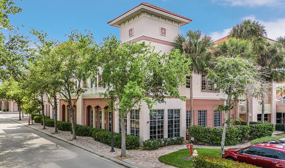 More Photos Of 9015 Strada Stell Ct, Naples Office For Sale