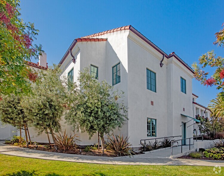 More Photos Of 14830 Los Gatos Blvd, Los Gatos Medical For Lease
