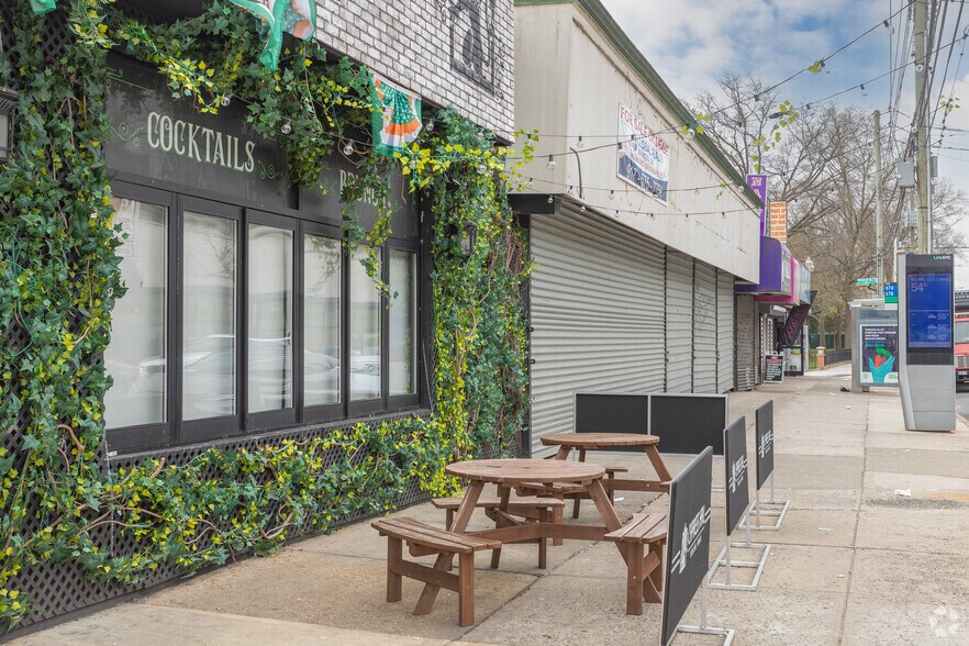 More Photos Of 1674-1696 Richmond Rd, Staten Island Storefront For Sale