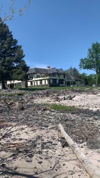 Primary Photo Of 7200 Lake Shore Rd, Derby Lodge Meeting Hall For Sale