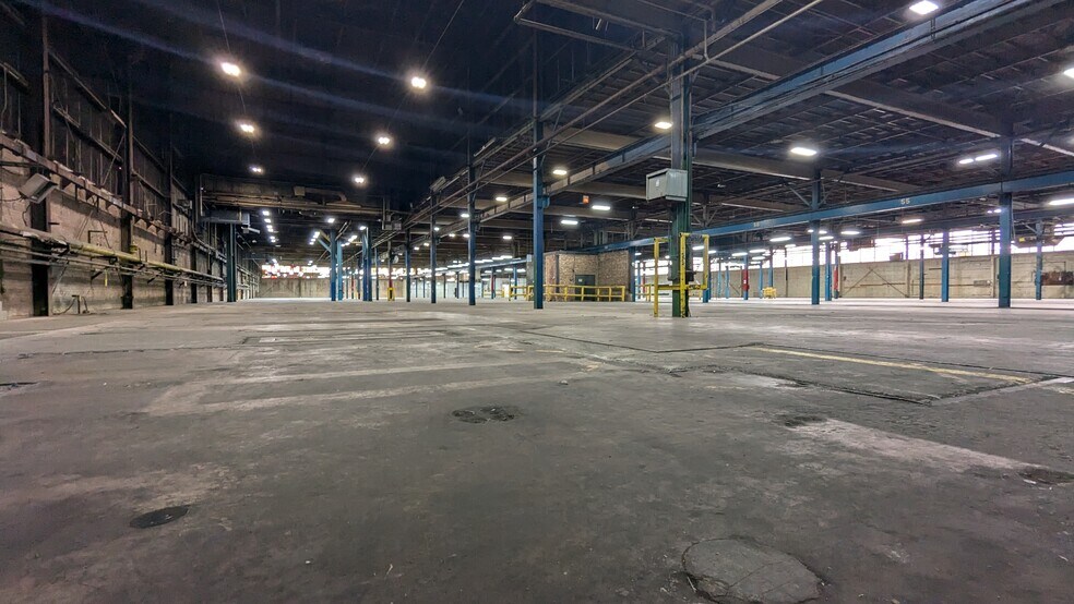 More Photos Of 4800 S Kilbourn Ave, Chicago Warehouse For Lease